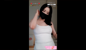 【韓國美女LIVE秀】修長的美腿,高挑的模特身材奶頭粉粉的 vol.1